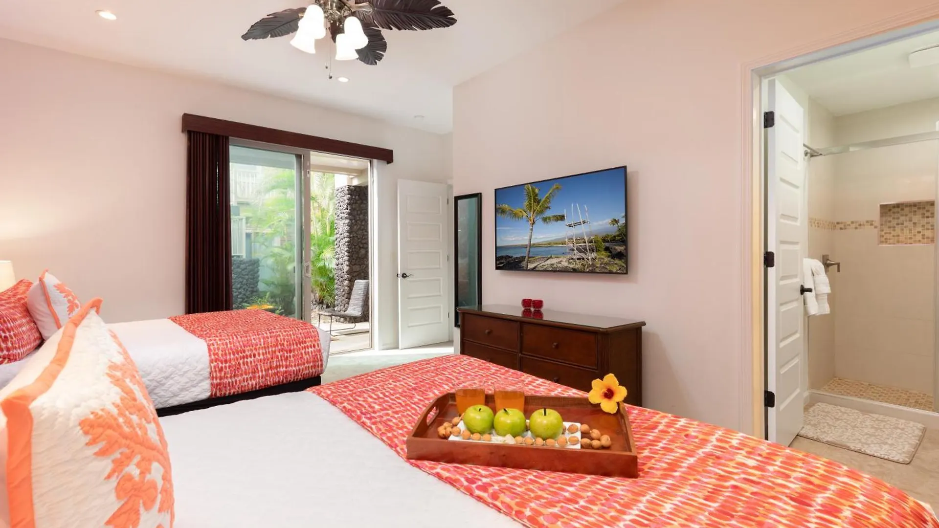 Aqua Marine Dream Bikes Unique 4.5 Bath 4 Bedroom Waikoloa Tatil Evi