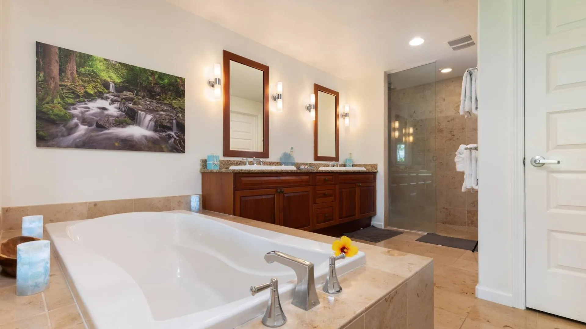 Tatil Evi Aqua Marine Dream Bikes Unique 4.5 Bath 4 Bedroom Waikoloa ABD
